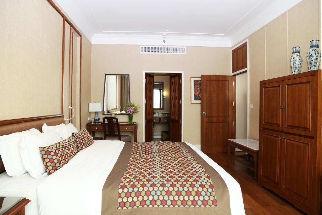 The Empress Hotel - Sha Extra Plus Чиангмай Экстерьер фото