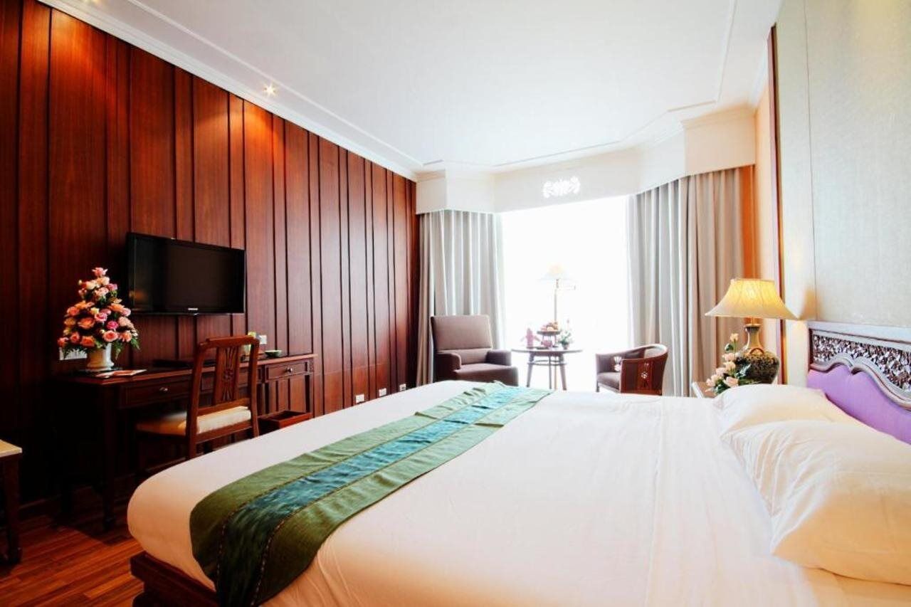 The Empress Hotel - Sha Extra Plus Чиангмай Экстерьер фото